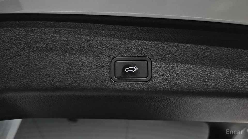 Renault-KoreaSamsung Grand Koleos