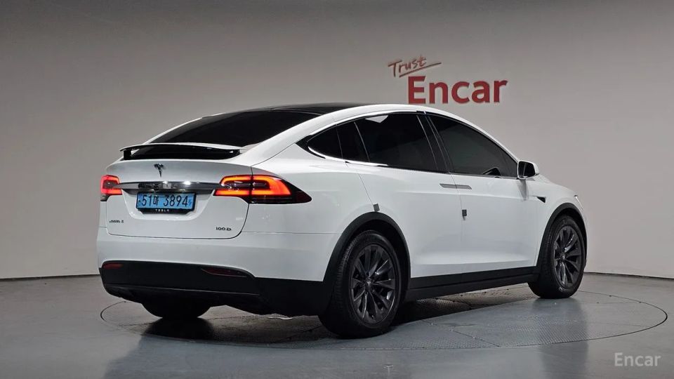 Tesla model-x