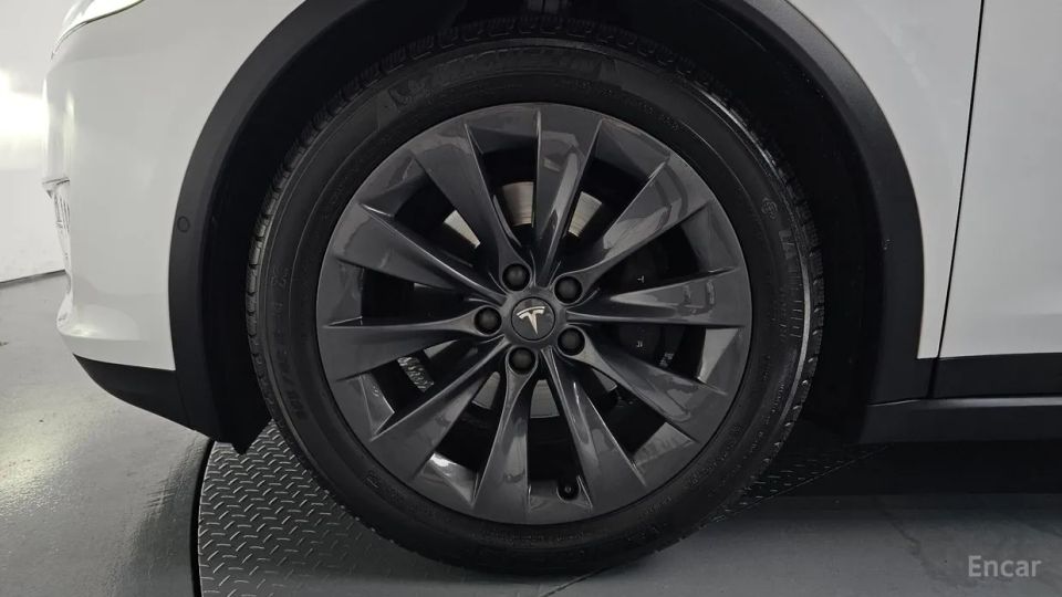 Tesla model-x