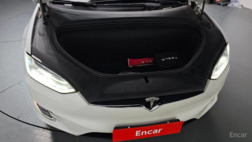 Tesla model-x