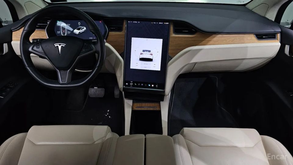 Tesla model-x