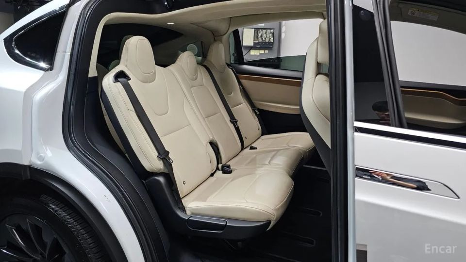 Tesla model-x