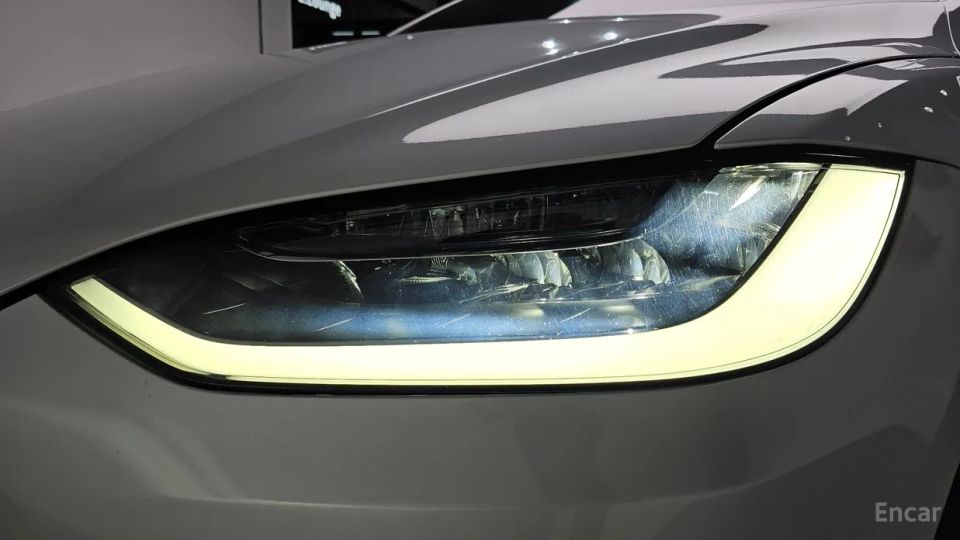 Tesla model-x