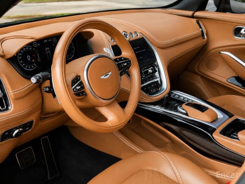 Astonmartin DBX