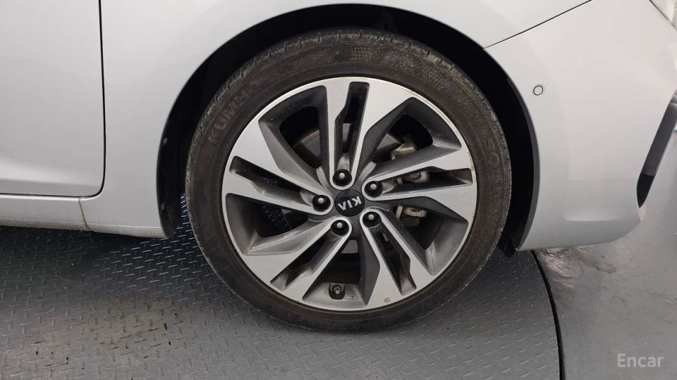Kia Carens
