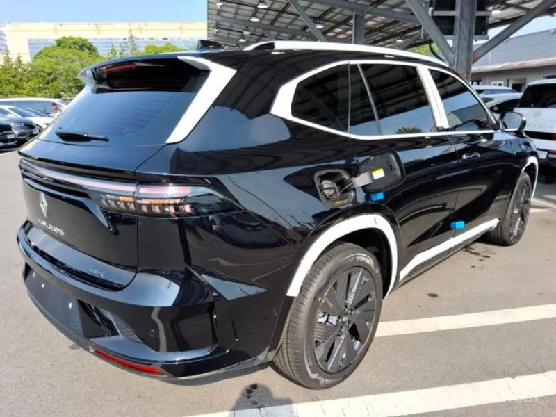 Renault-KoreaSamsung Grand Koleos