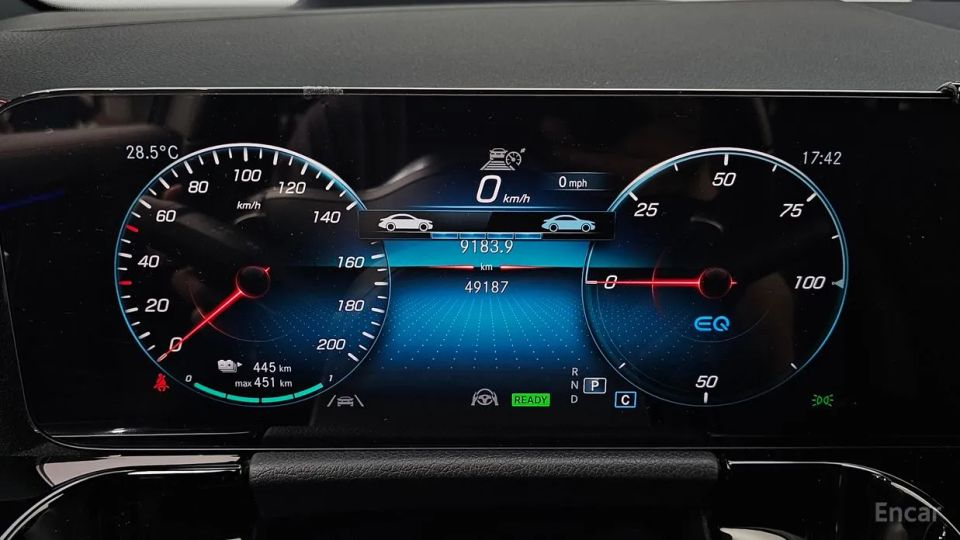 Mercedes-Benz EQA
