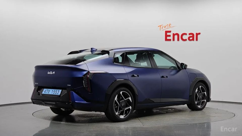 Kia EV4