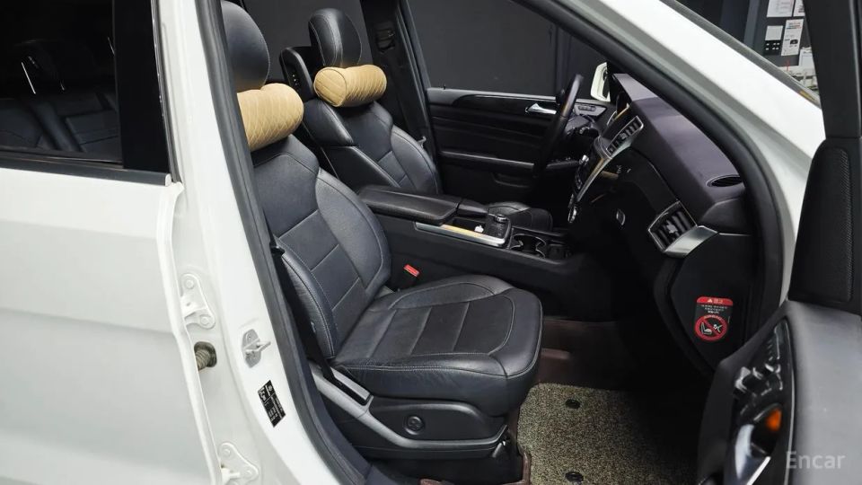 Mercedes-Benz M-class