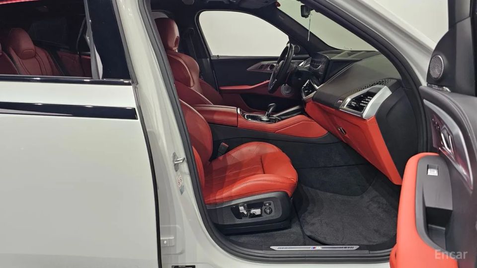 BMW XM