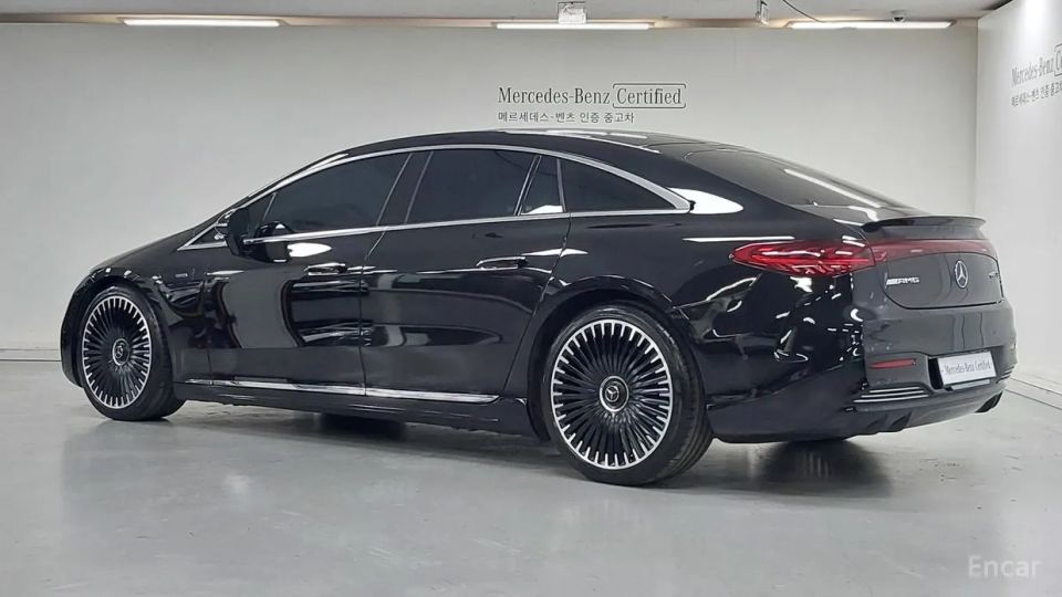 Mercedes-Benz EQS