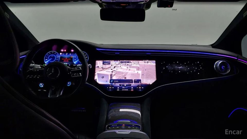 Mercedes-Benz EQS