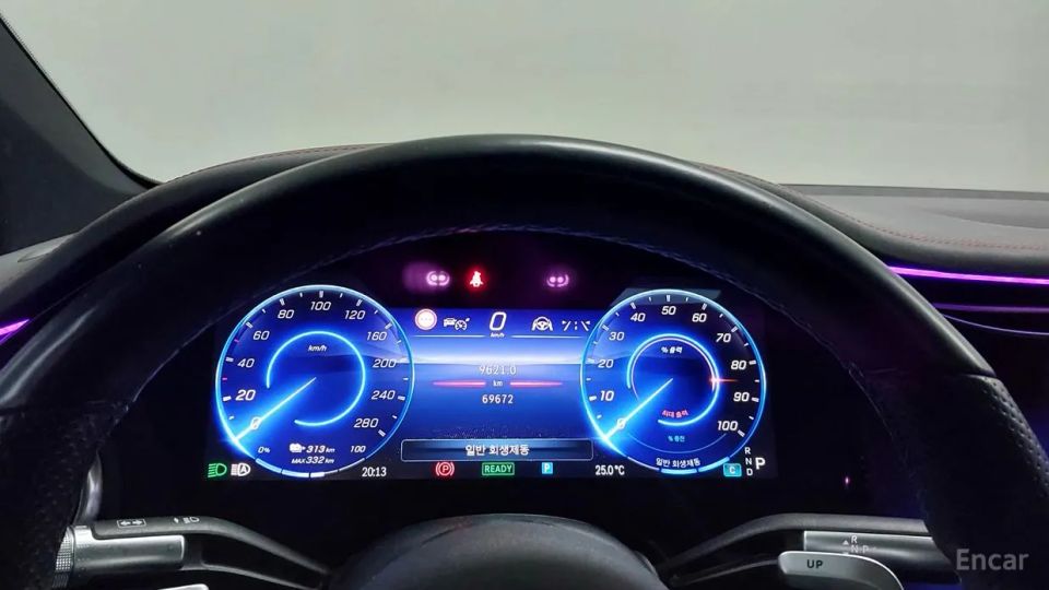Mercedes-Benz EQS