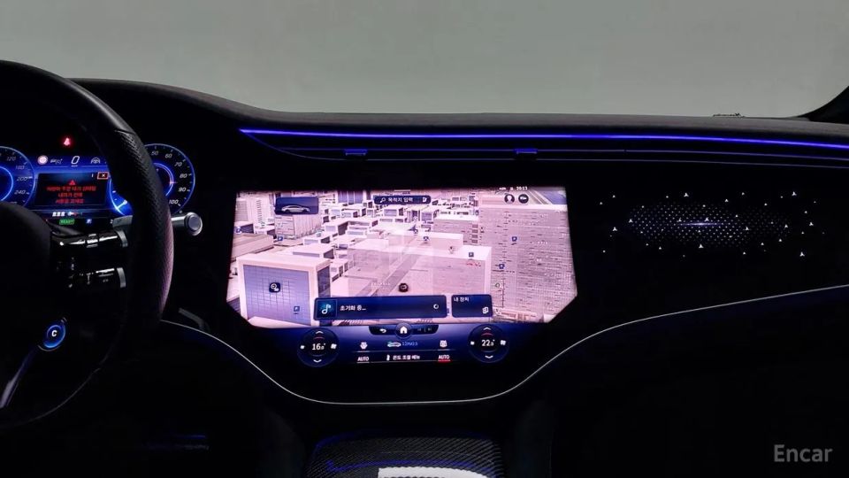 Mercedes-Benz EQS