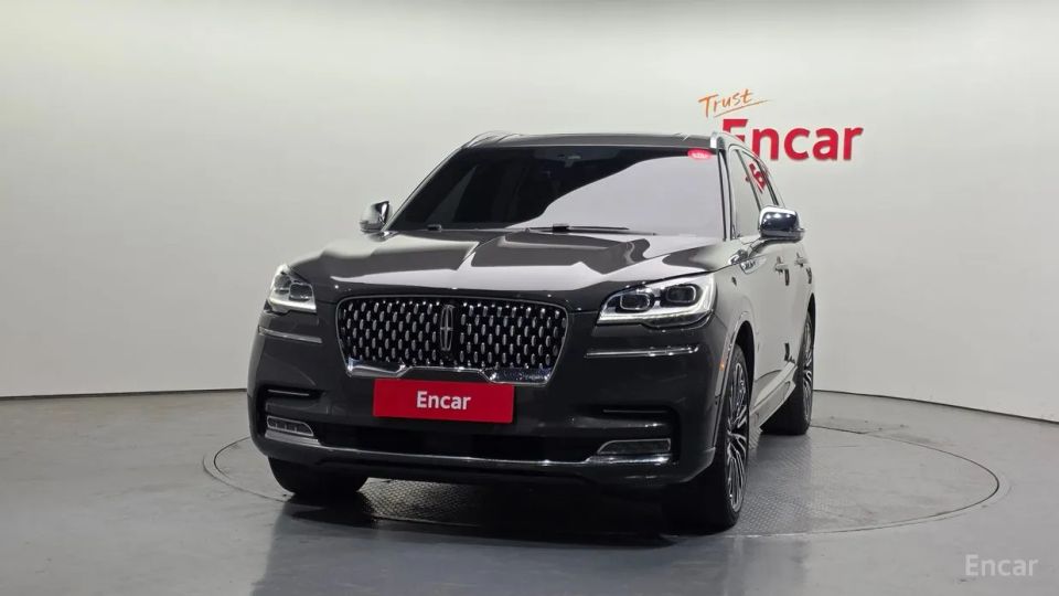Lincoln Aviator