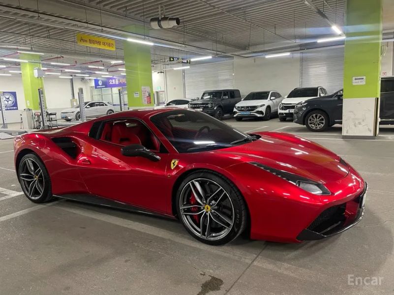 Ferrari 488