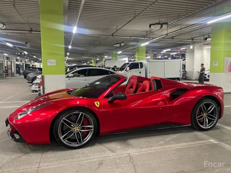 Ferrari 488