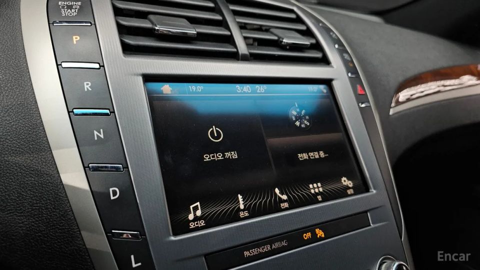 Lincoln MKZ