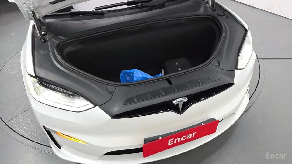 Tesla model-x