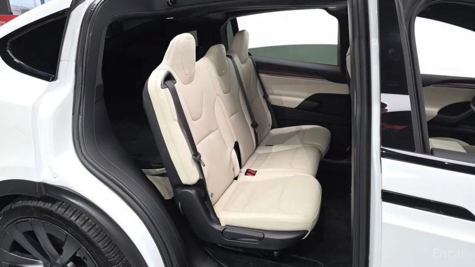 Tesla model-x