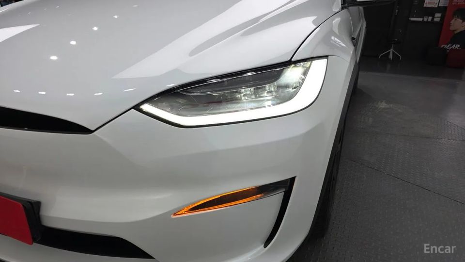 Tesla model-x