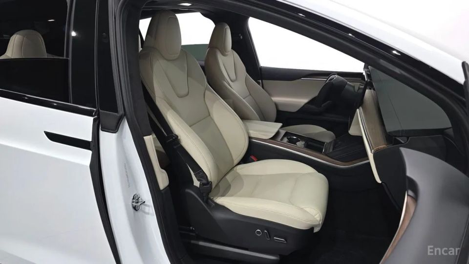 Tesla model-x
