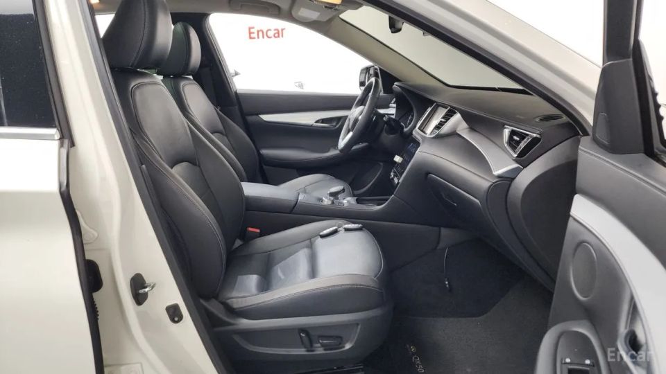 Infiniti QX50