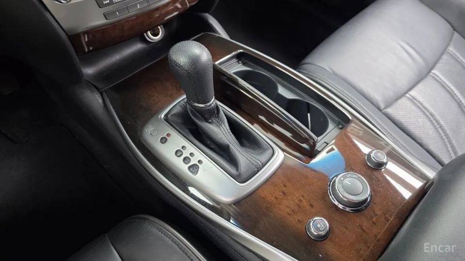 Infiniti JX