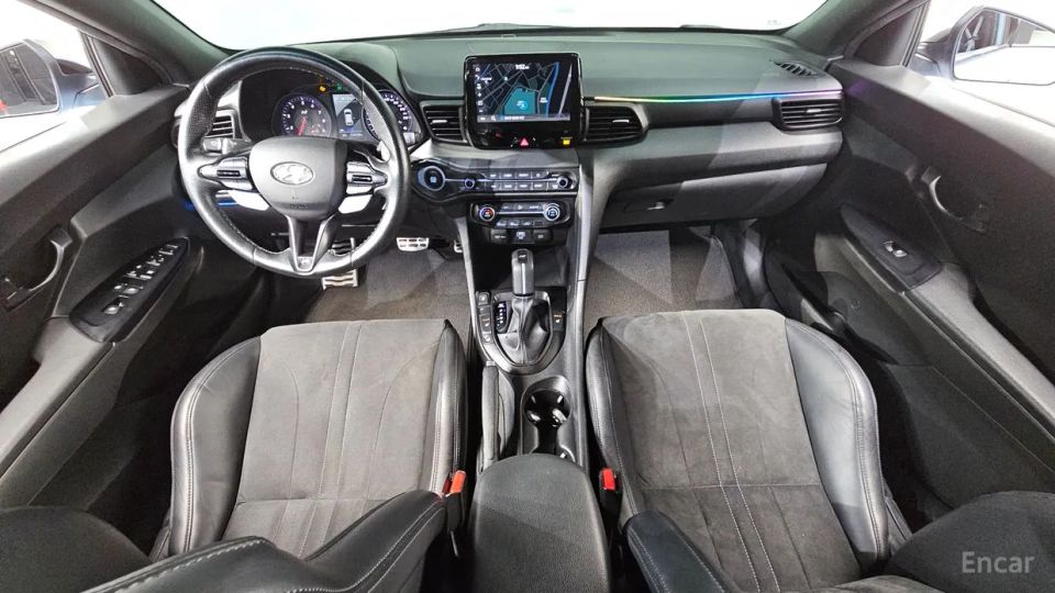 Hyundai Veloster