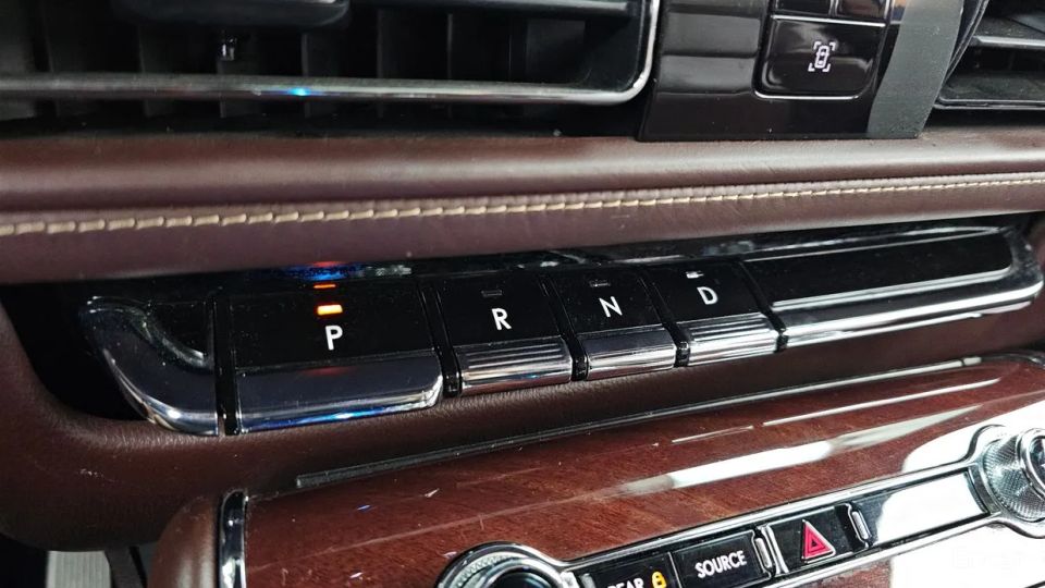 Lincoln Aviator