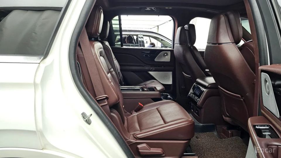 Lincoln Aviator