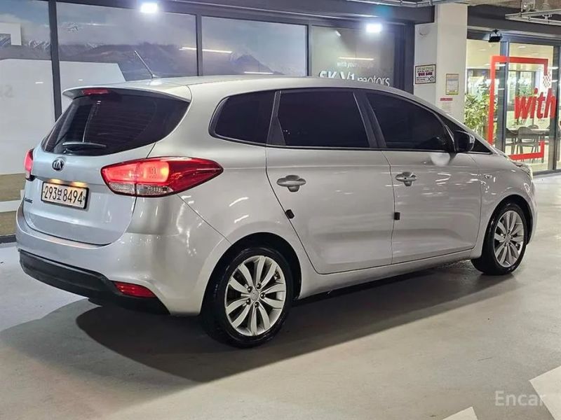 Kia Carens