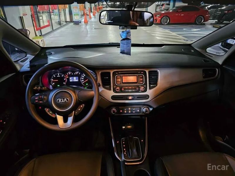Kia Carens