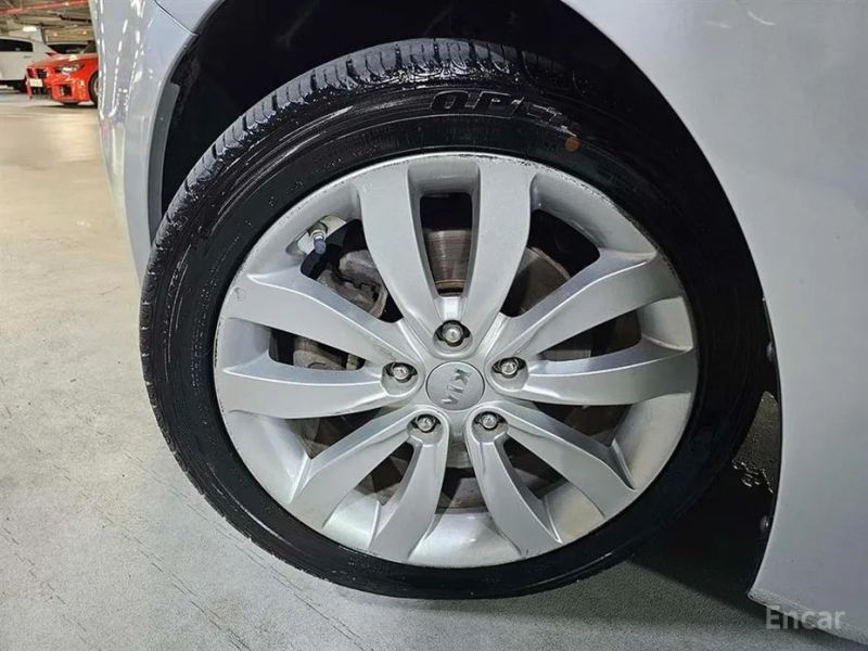 Kia Carens