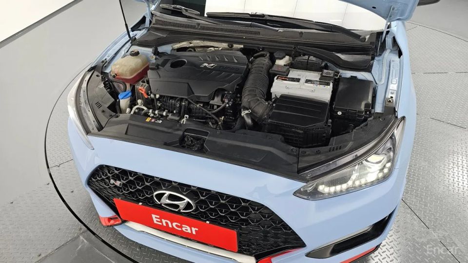 Hyundai Veloster