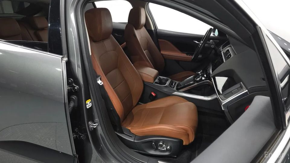 Jaguar I-PACE