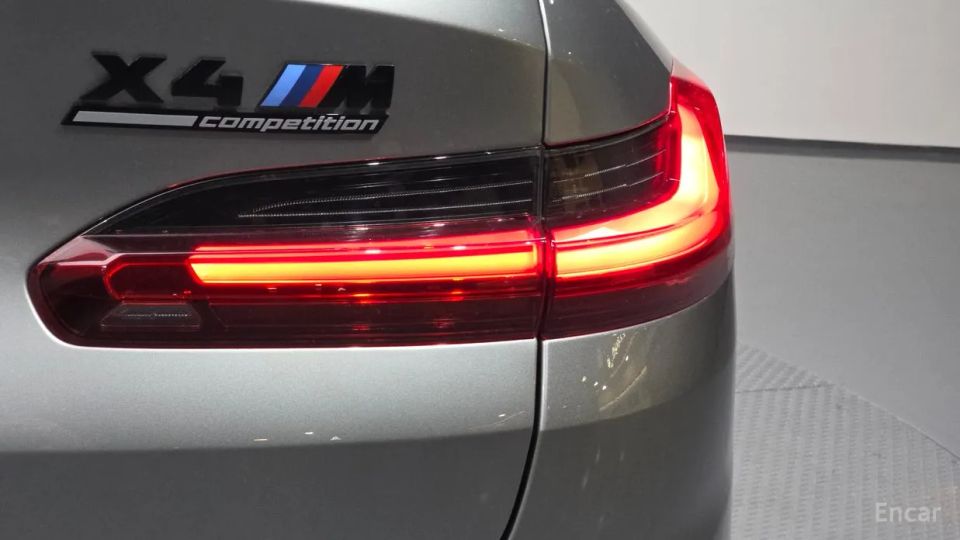 BMW X4M