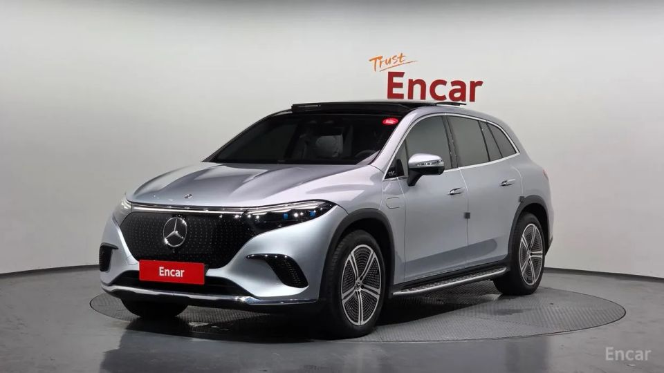 Mercedes-Benz EQS