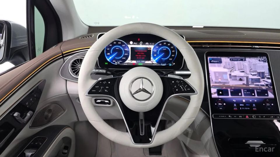 Mercedes-Benz EQS