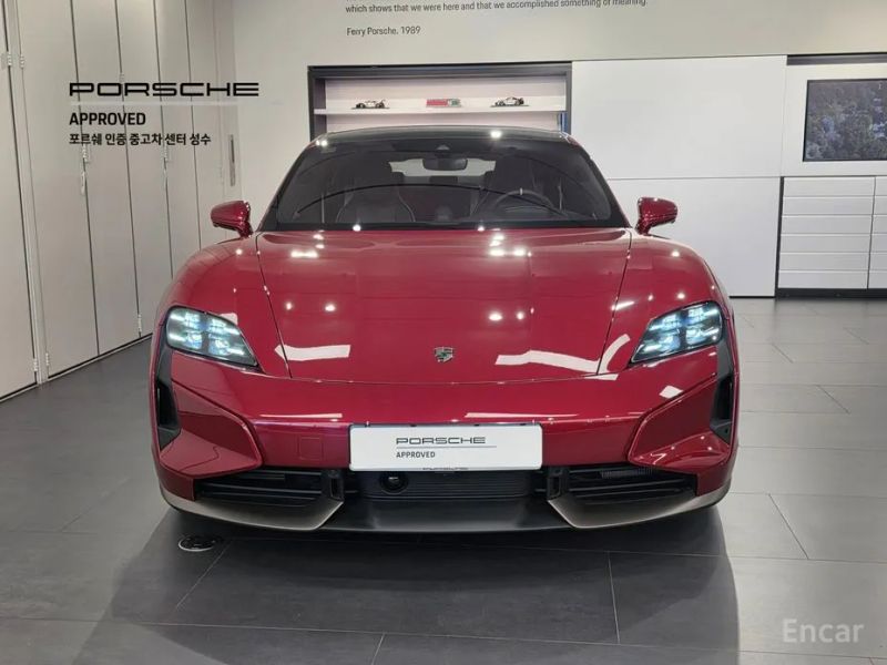 Porsche Taycan