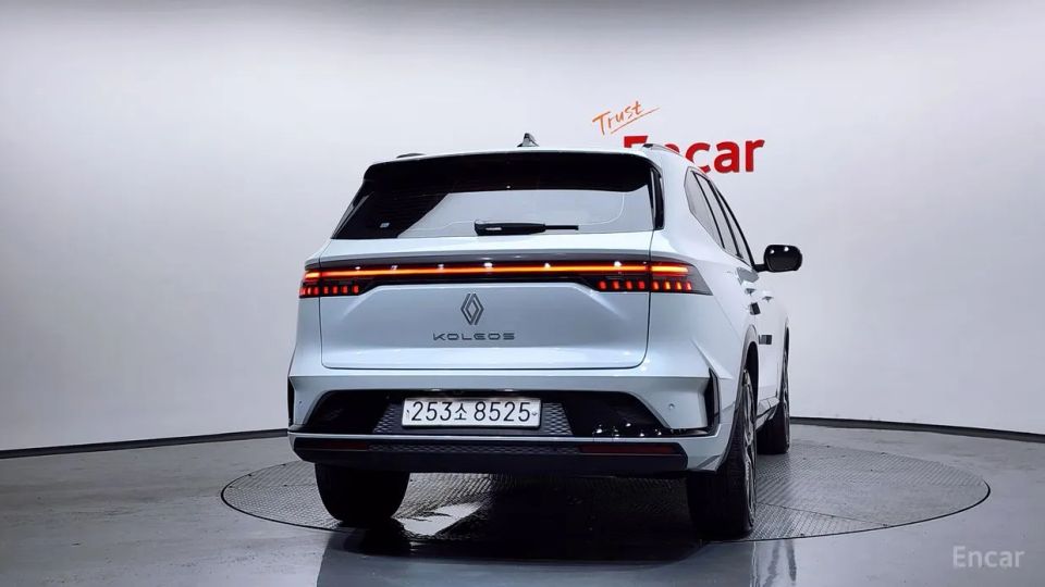 Renault-KoreaSamsung Grand Koleos