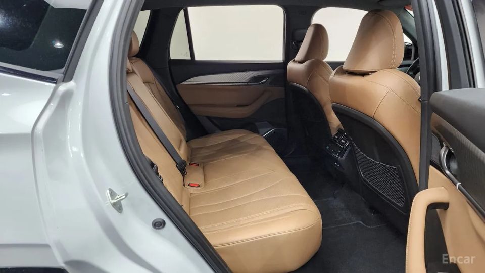 Renault-KoreaSamsung Grand Koleos