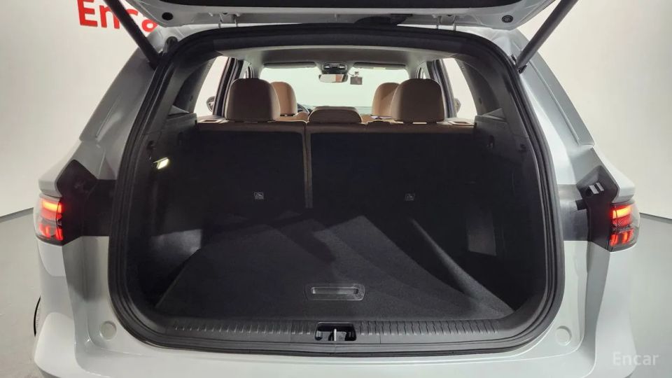 Renault-KoreaSamsung Grand Koleos