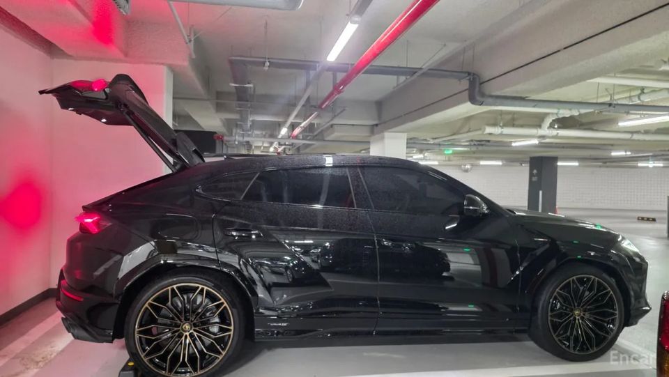 Lamborghini urus