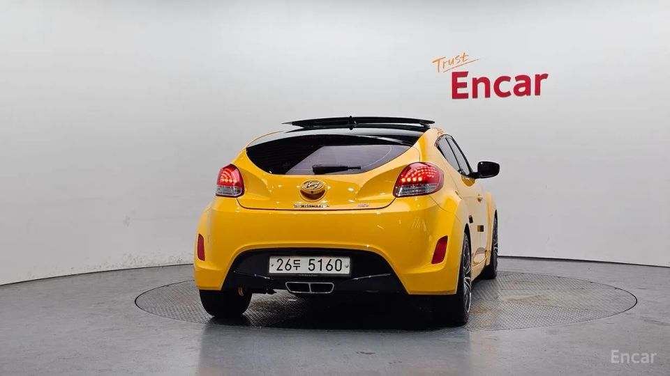 Hyundai Veloster