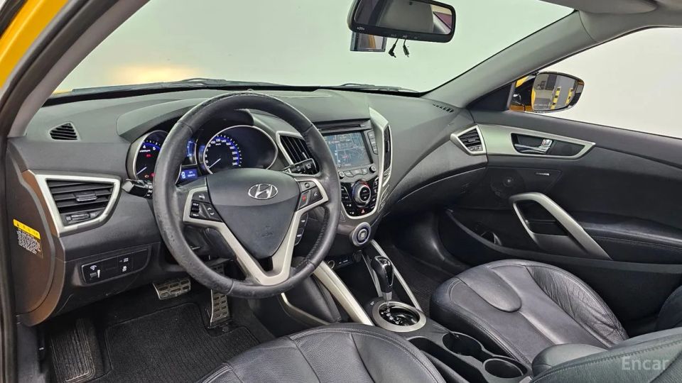 Hyundai Veloster