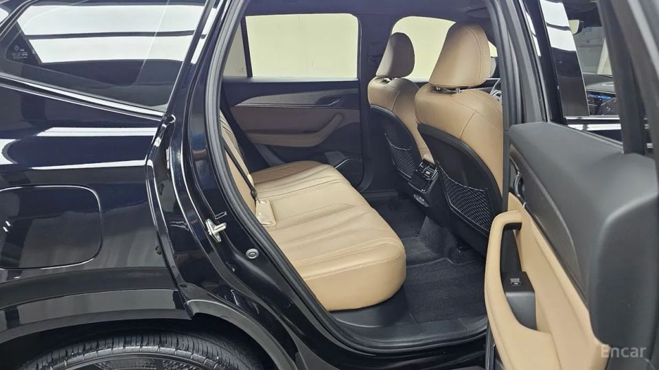 Renault-KoreaSamsung Grand Koleos