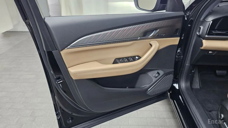 Renault-KoreaSamsung Grand Koleos