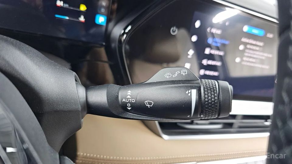 Renault-KoreaSamsung Grand Koleos