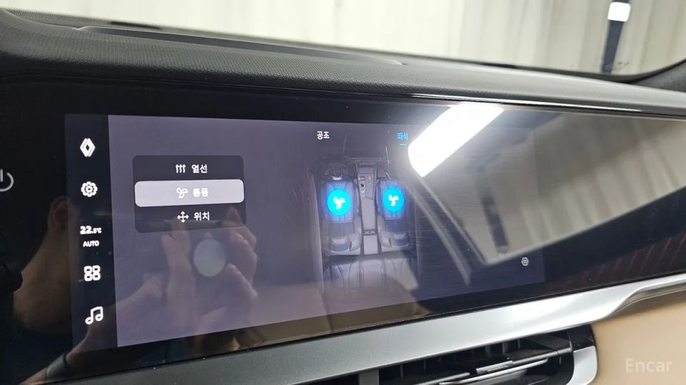Renault-KoreaSamsung Grand Koleos